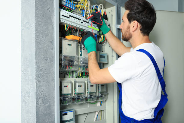 Best Affordable Emergency Electrician  in Cairo, IL
